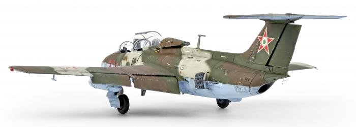 AvanteGarde Model Kits 1/48 Aero L-29 Delfin